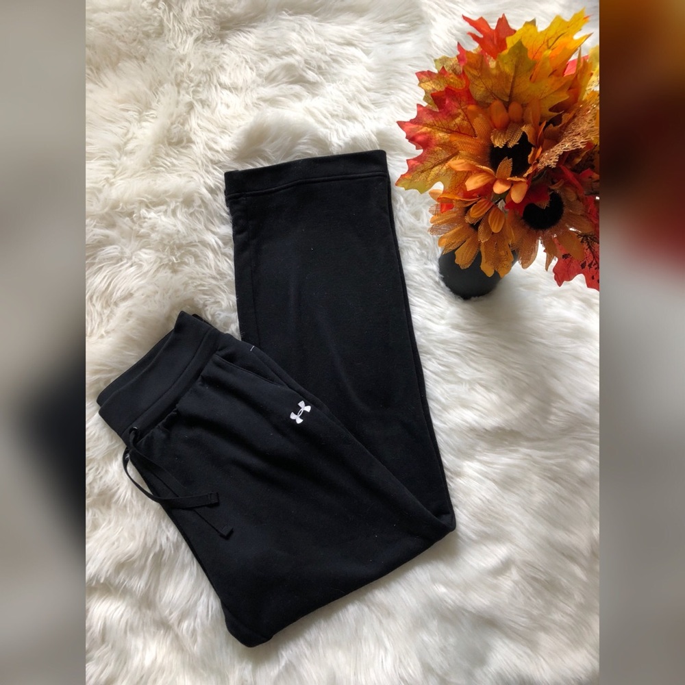 WOMENS UNDER ARMOUR SWEAT PANTS